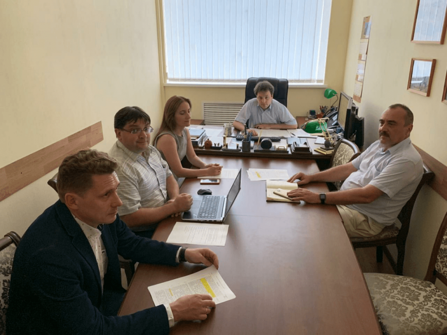 В Мининформсвязи Ростовской области обсудили с руководством ЭОС создание единого портала