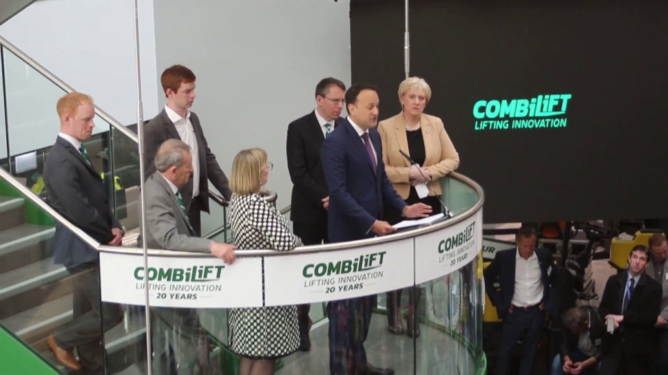 SkladcomTV: Премьер-министр Ирландии на открытии завода Combilift! Складская техника для нестандартн